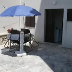 Lory 아파트